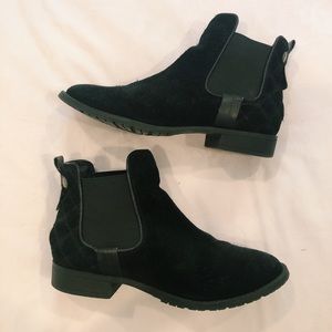 Steve Madden Chelsea Suede Ankle Boots
